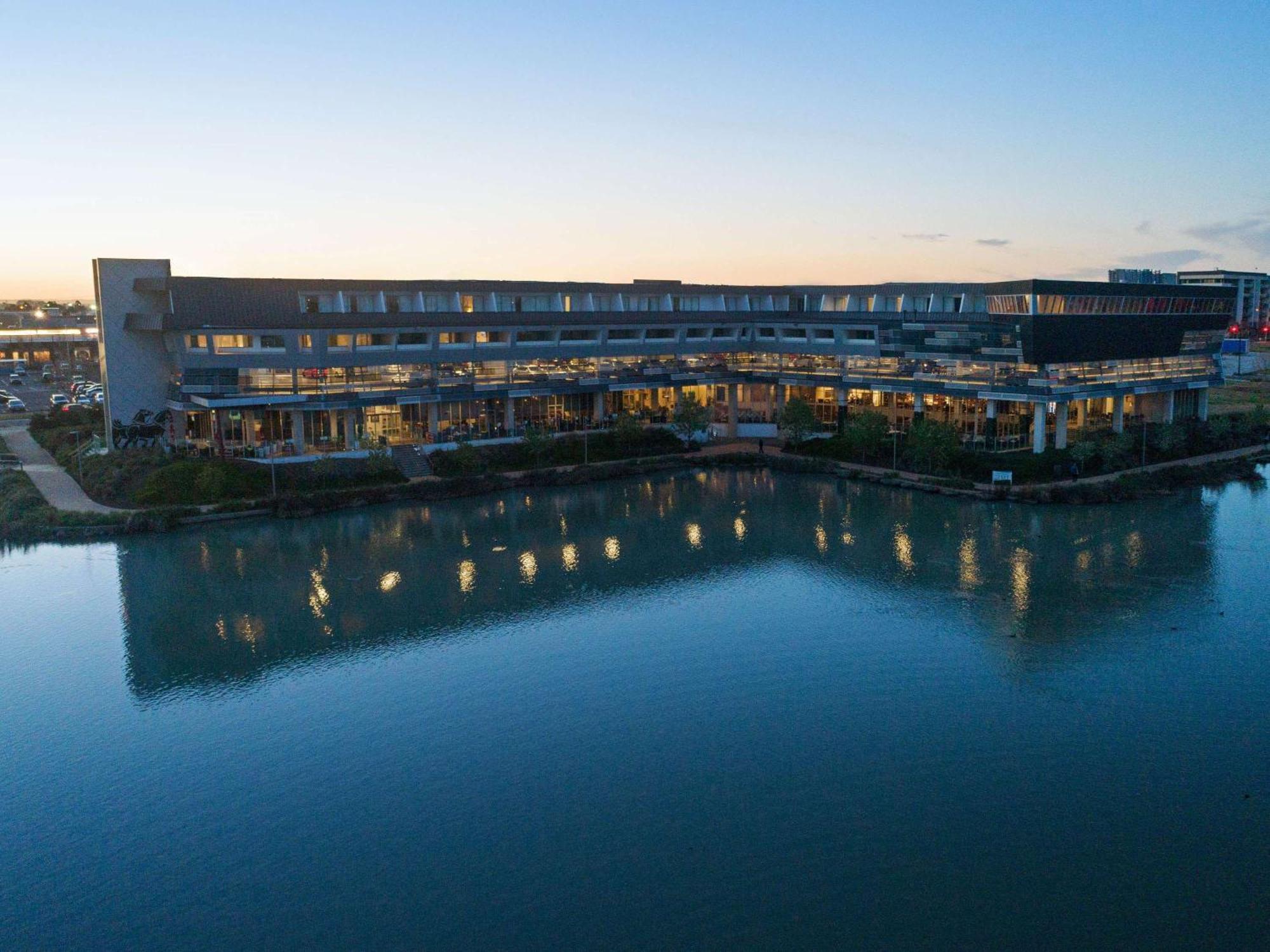 Mercure Melbourne Caroline Springs Dış mekan fotoğraf